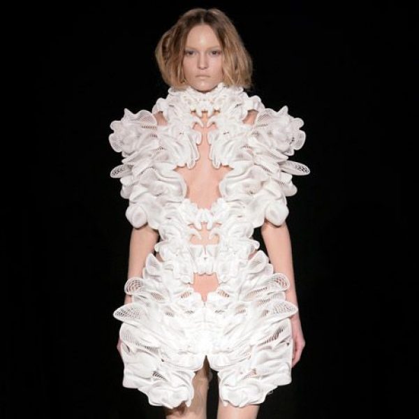 Escapism | Daniel Widrig, Iris van Herpen + MGX by Materialise - Arch2O.com