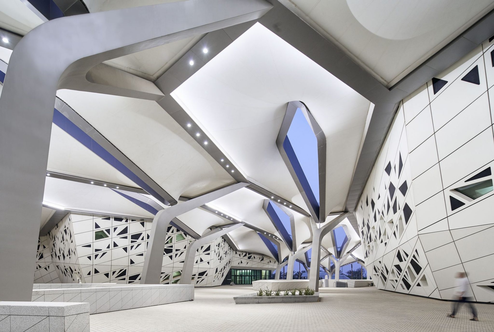 Arch2O King Abdullah Petroleum Studies And Research Center Zaha Hadid Architects 32 2048x1377 