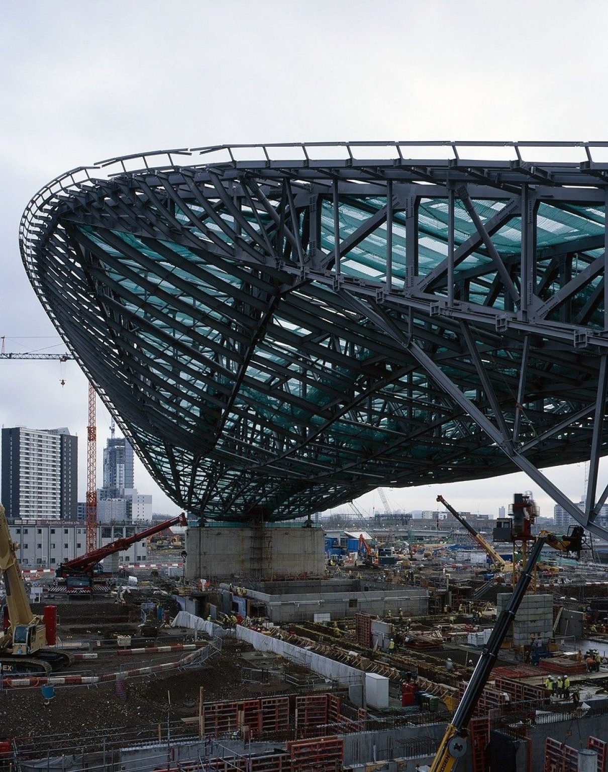 London Aquatics Centre | Zaha Hadid Architects - Arch2O.com