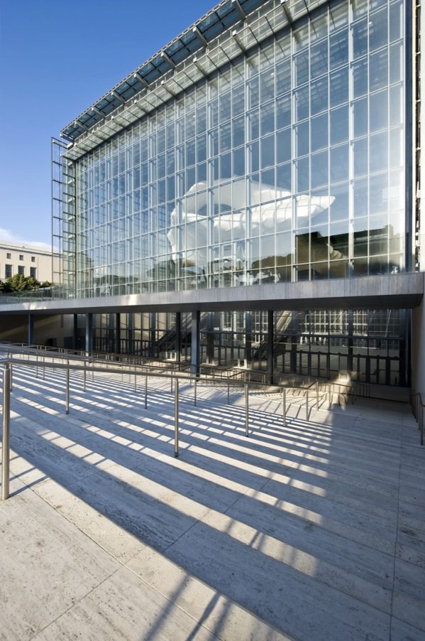 Fuksas’ new convention center with a floating cloud inside - Arch2O.com