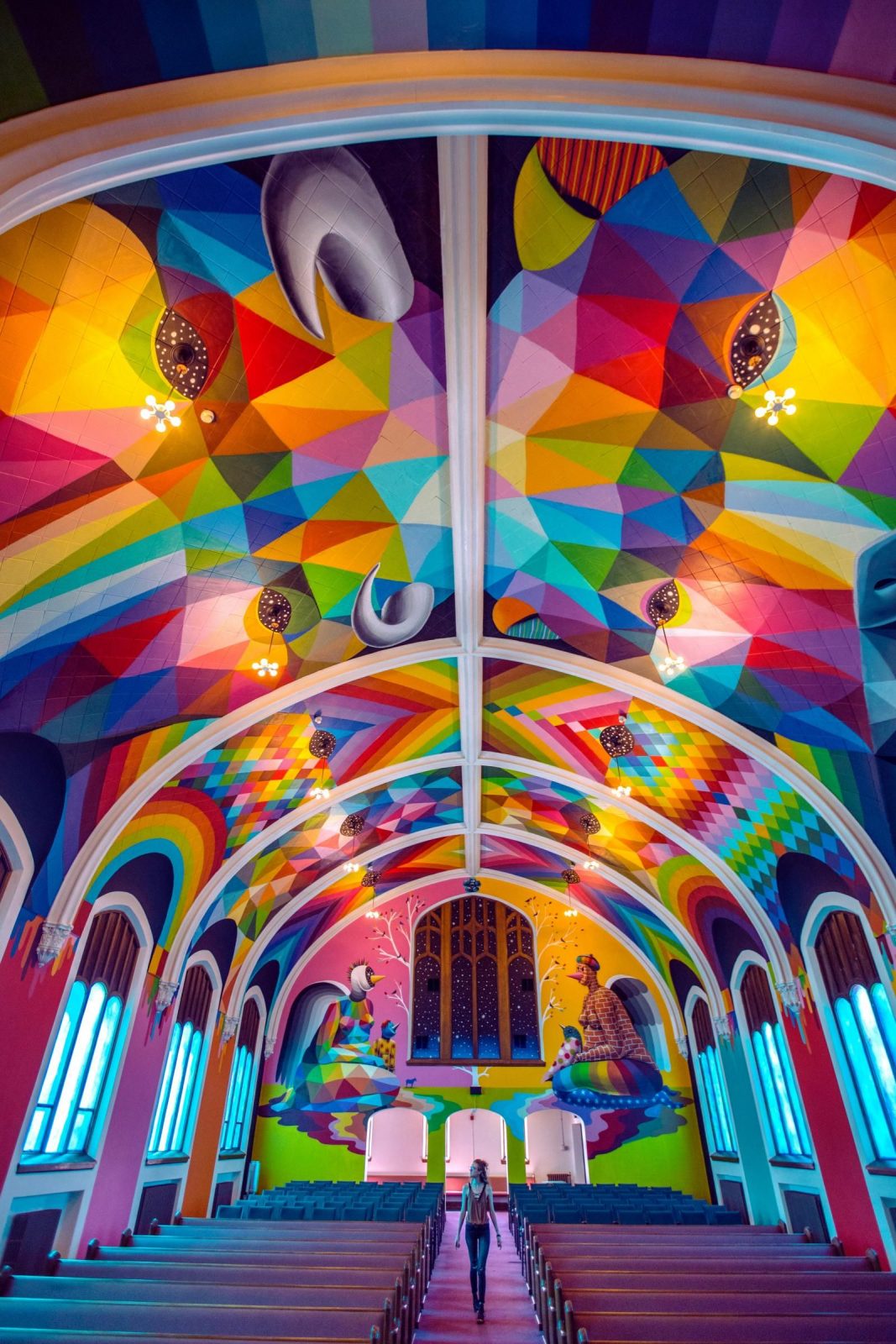 Okuda San Miguel transforms the interior of the International Church of ...