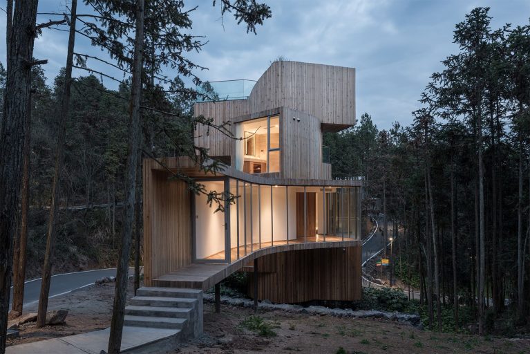 The Qiyun Mountain Tree House | Bengo Studio - Arch2O.com