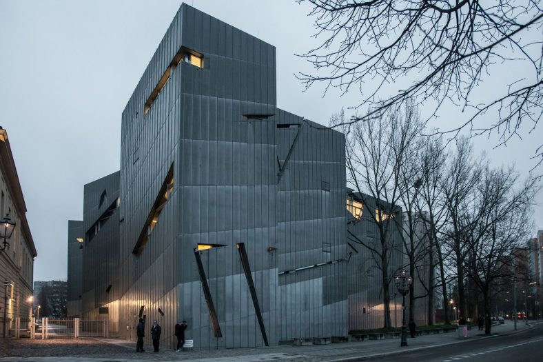 How Daniel Libeskind Commemorated Tragedy in 5 Holocaust Memorials