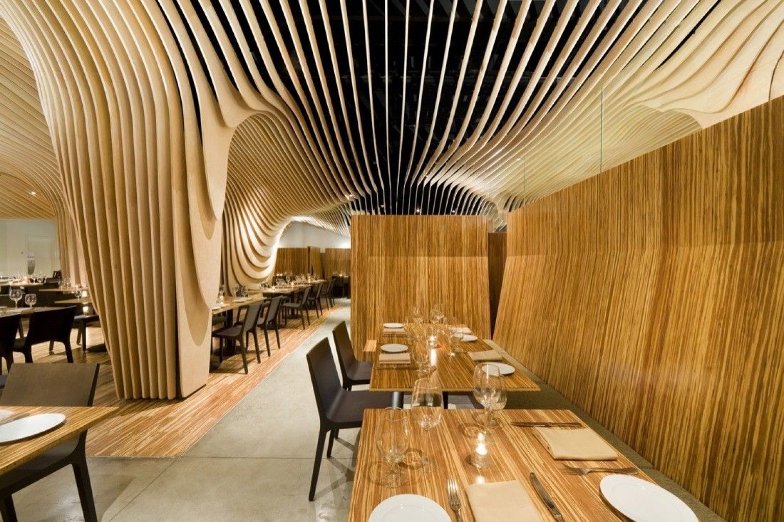 How to Do Restaurant Interior Photography