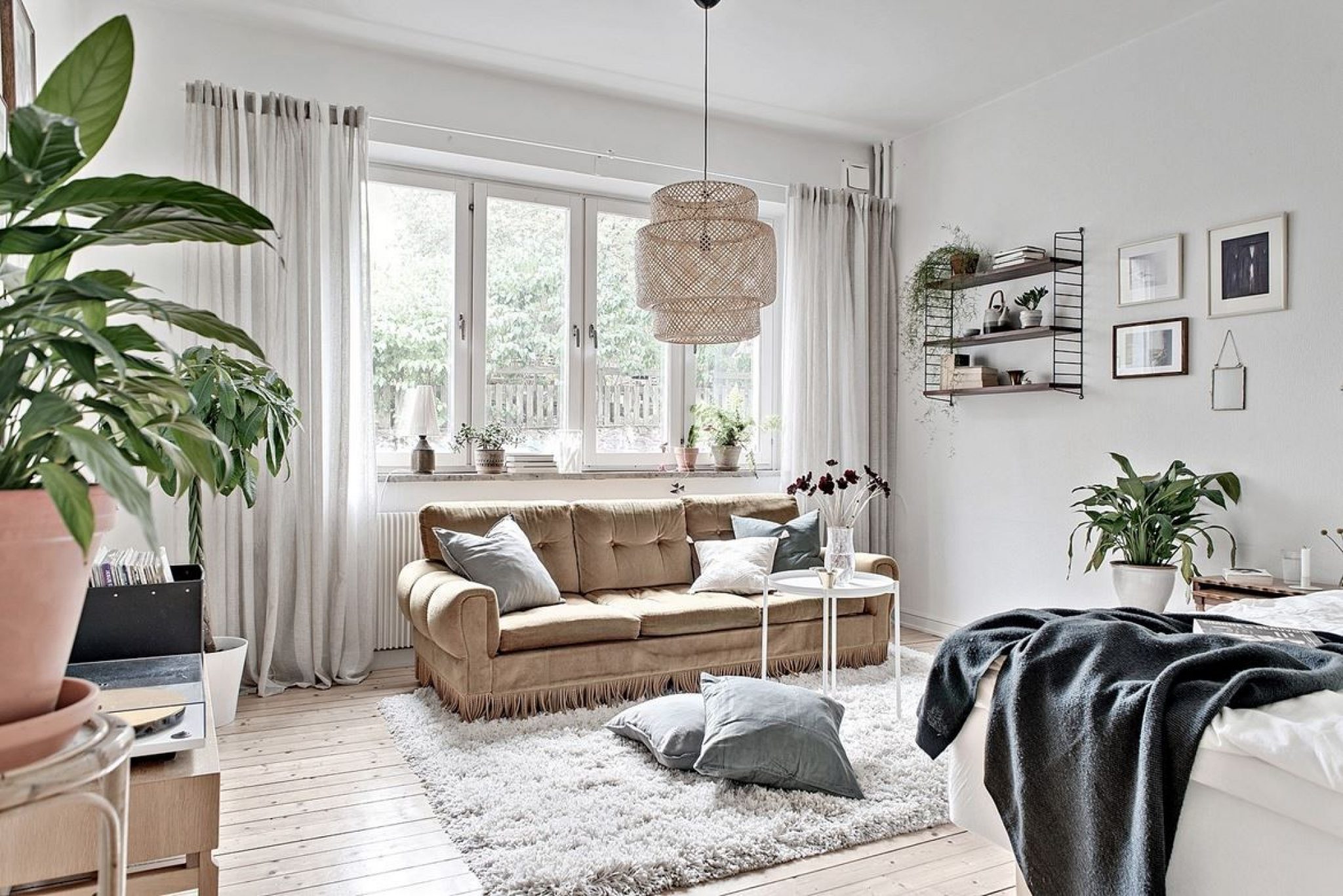 Improve Your Studio Apartment Design By Applying These 10 Inspiring ...