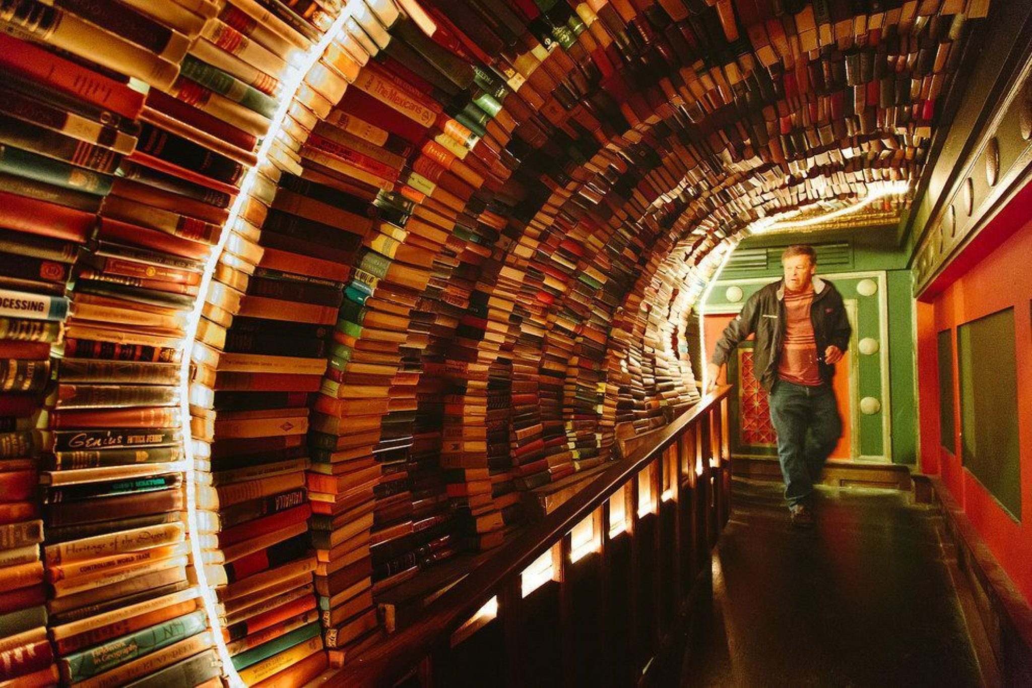 15-of-the-most-unbelievably-beautiful-bookstore-in-the-world-arch2o