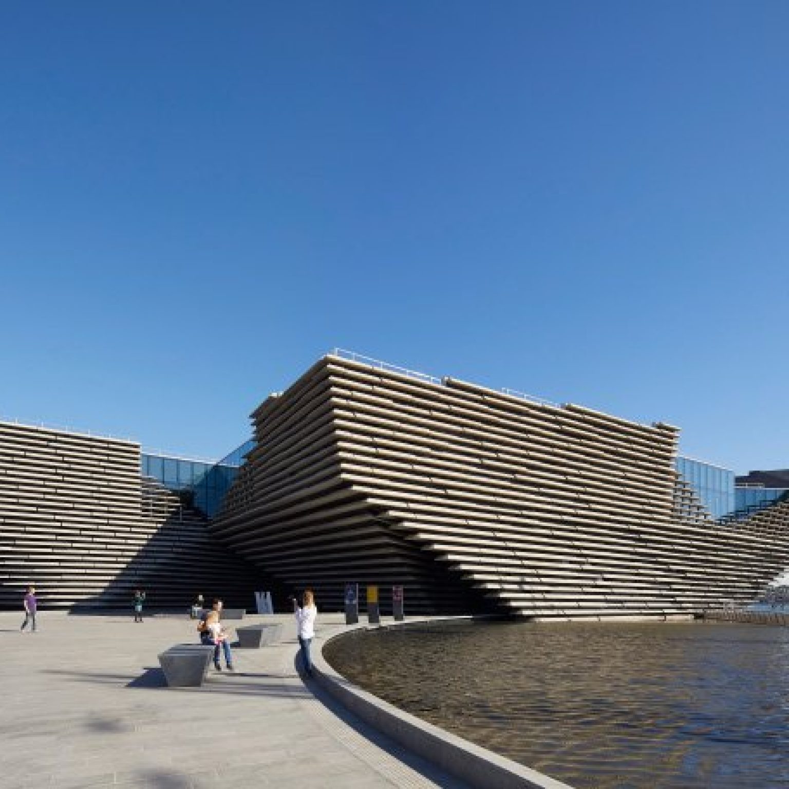 Unveiling of the Breathtaking Dundee Design Museum - Arch2O.com