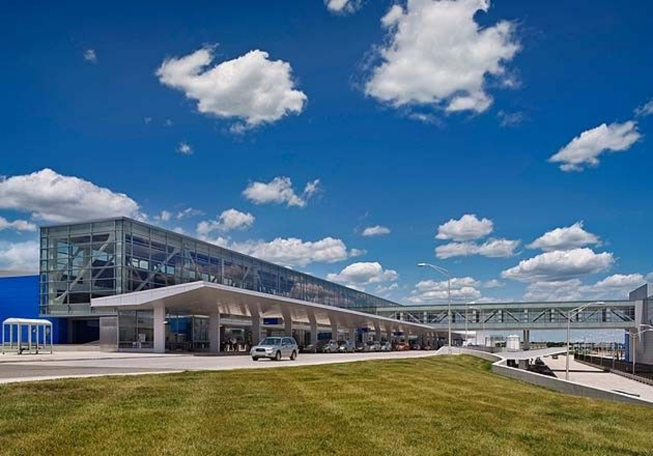 what city is the detroit metro airport in