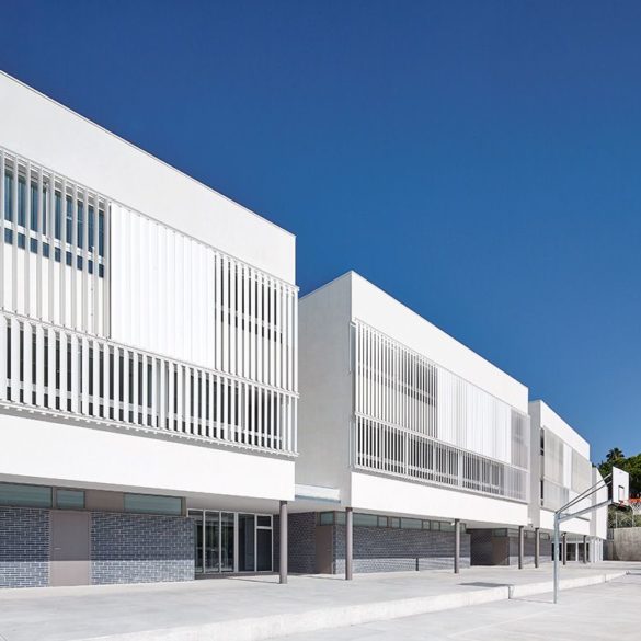 Esteve Albert High Scool | Estudi Nao + José María Gutiérrez - Arch2O.com