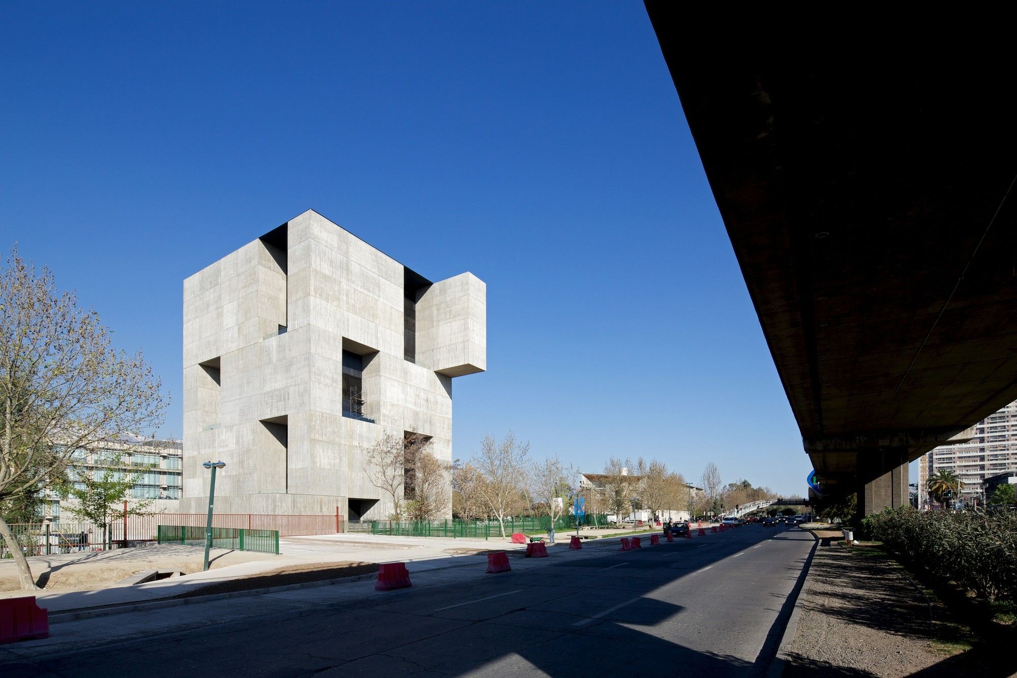 Innovation Center Uc Anacleto Angelini Alejandro Aravena Elemental Arch2o Com