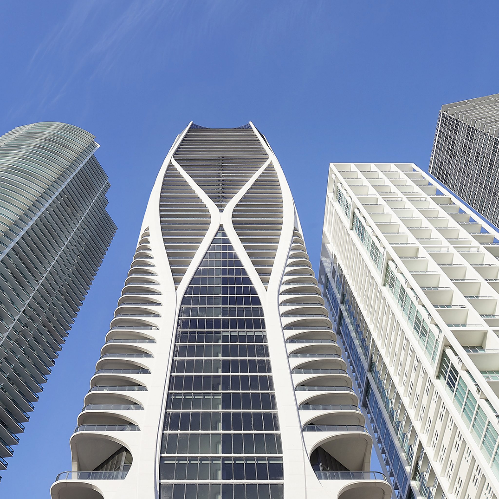 Miami Skyline welcomes Zaha Hadid's One Thousand Museum - Arch2O.com