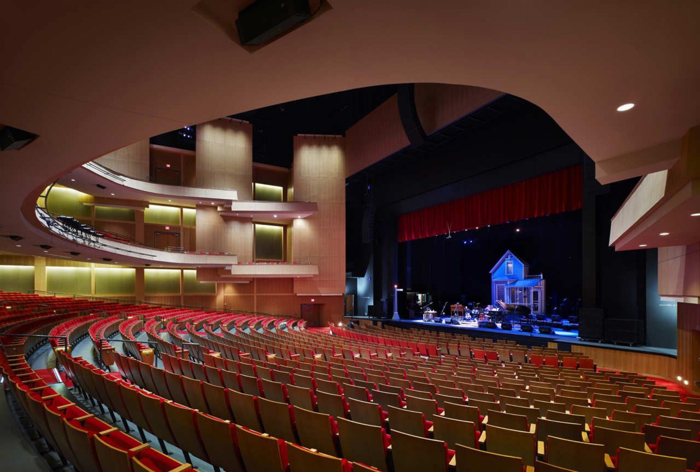 The Durham Performing Arts Center | Szostak Design - Arch2O.com