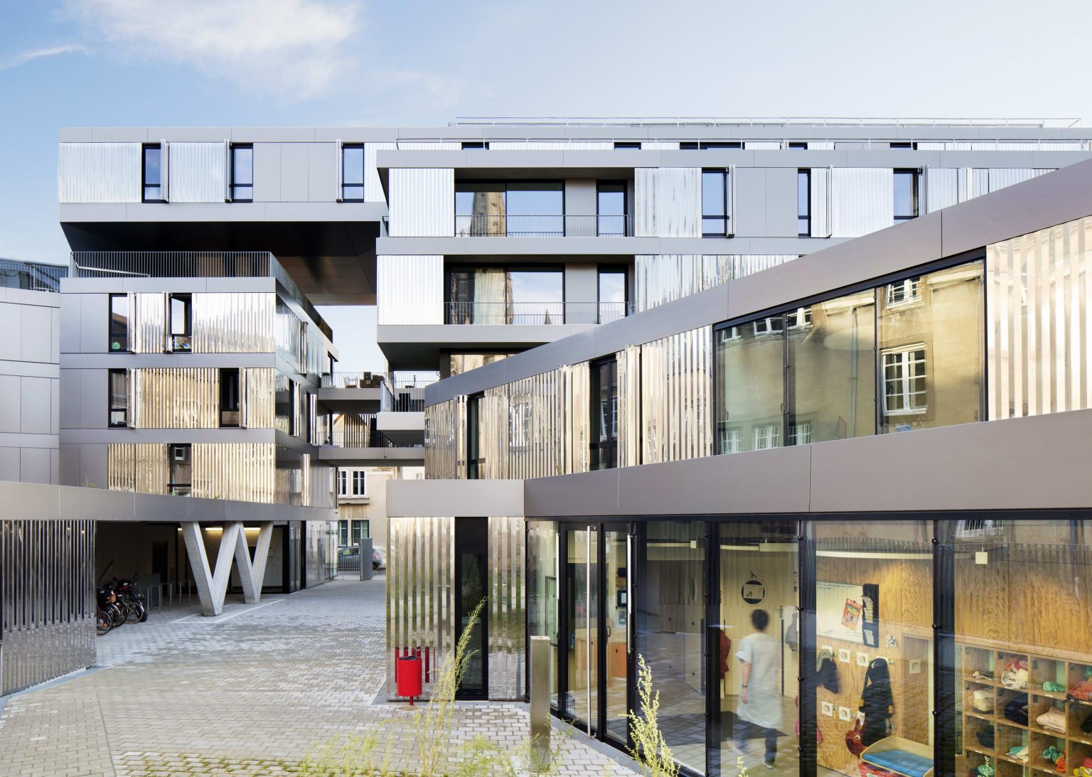 Housing + Nursery School + Offices, Central Nantes | Philippe Dubus ...