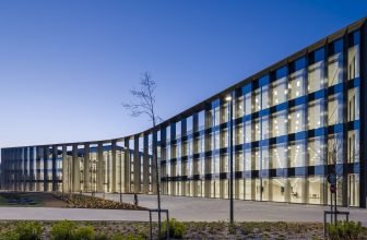 Next-Generation Office Complex Design at Kohl's Innovation Center by MG2