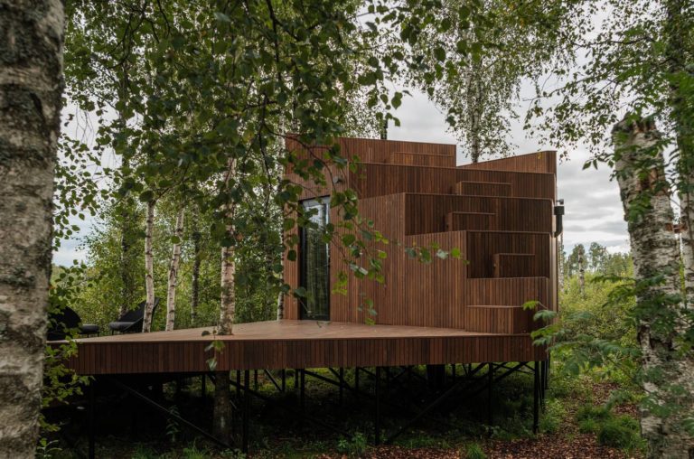 15 Must-See Cabins In The Woods Transformed Into Hotels