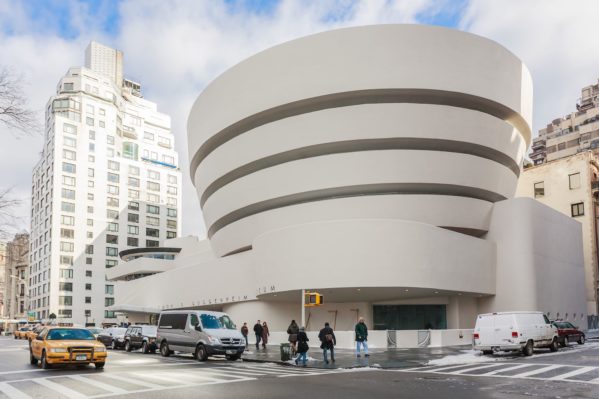 10 of the Most Iconic Buildings of Modern Architecture