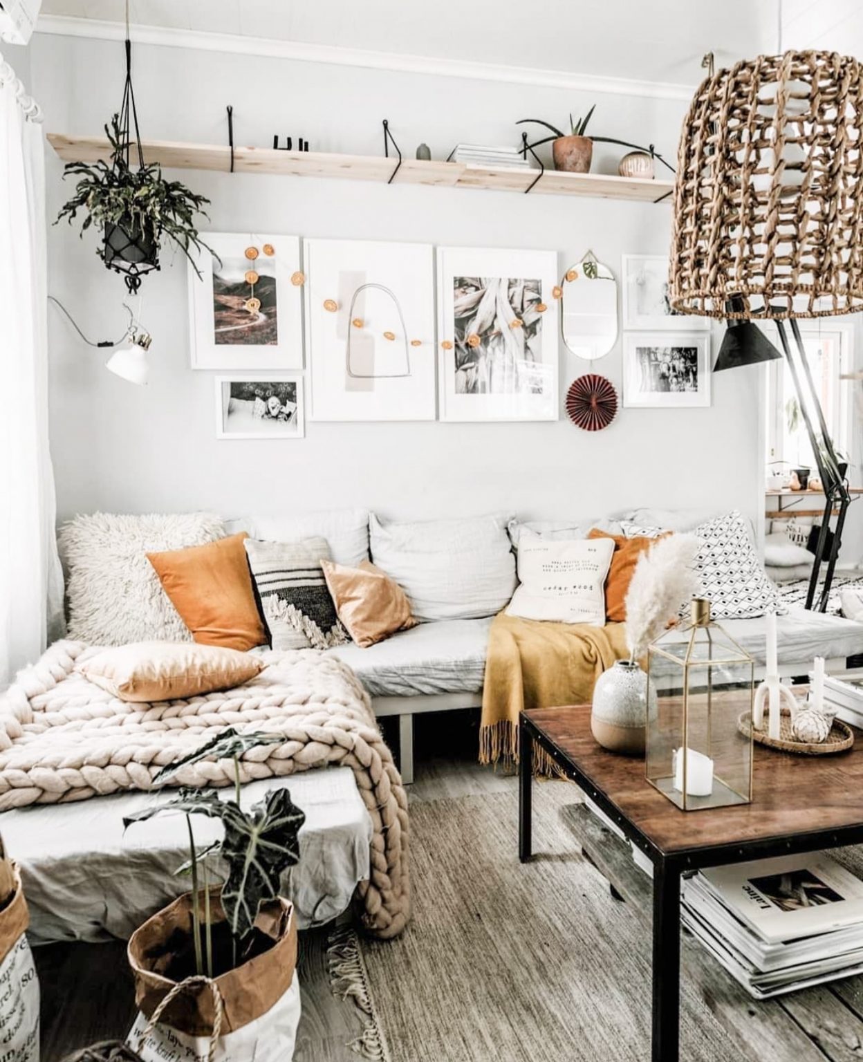 15 Dashing Scandinavian Small Living Room Ideas to Help You Strike the ...