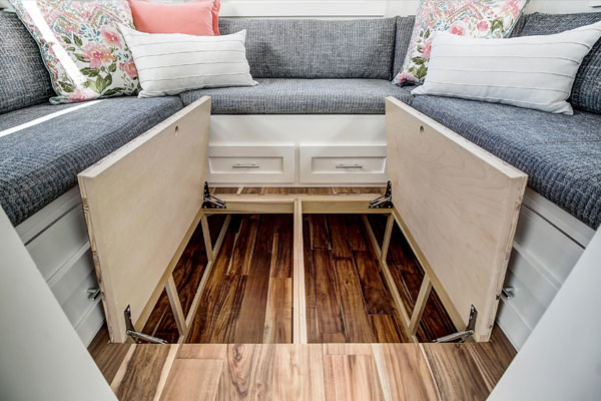 17 Creative Tiny House Storage Ideas For Your Little Retreat