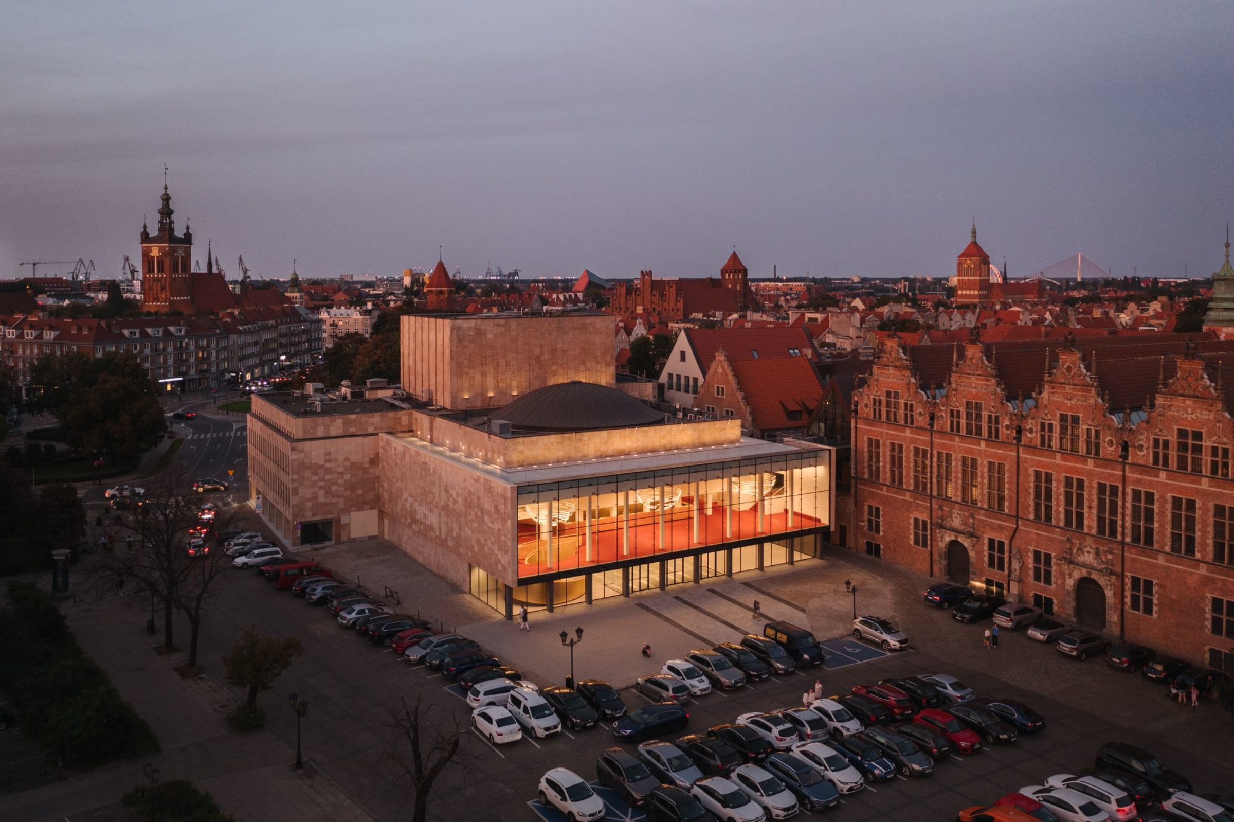 Wybrzeże Theater