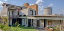 Ascending House l Rushi Shah Architects