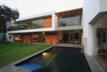 Cachalotes House | Oscar Gonzalez Moix