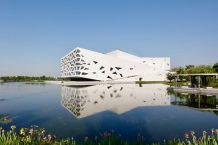 Hangzhou East Lake Opera | Henning Larsen Architects