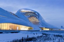 Iwan Baan-An Architecture Photography “Captures Life” Inside and Around MAD’s Harbin Opera House