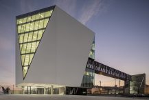 Vila Franca de Xira Municipal Library |  Miguel Arruda Arquitectos Associados